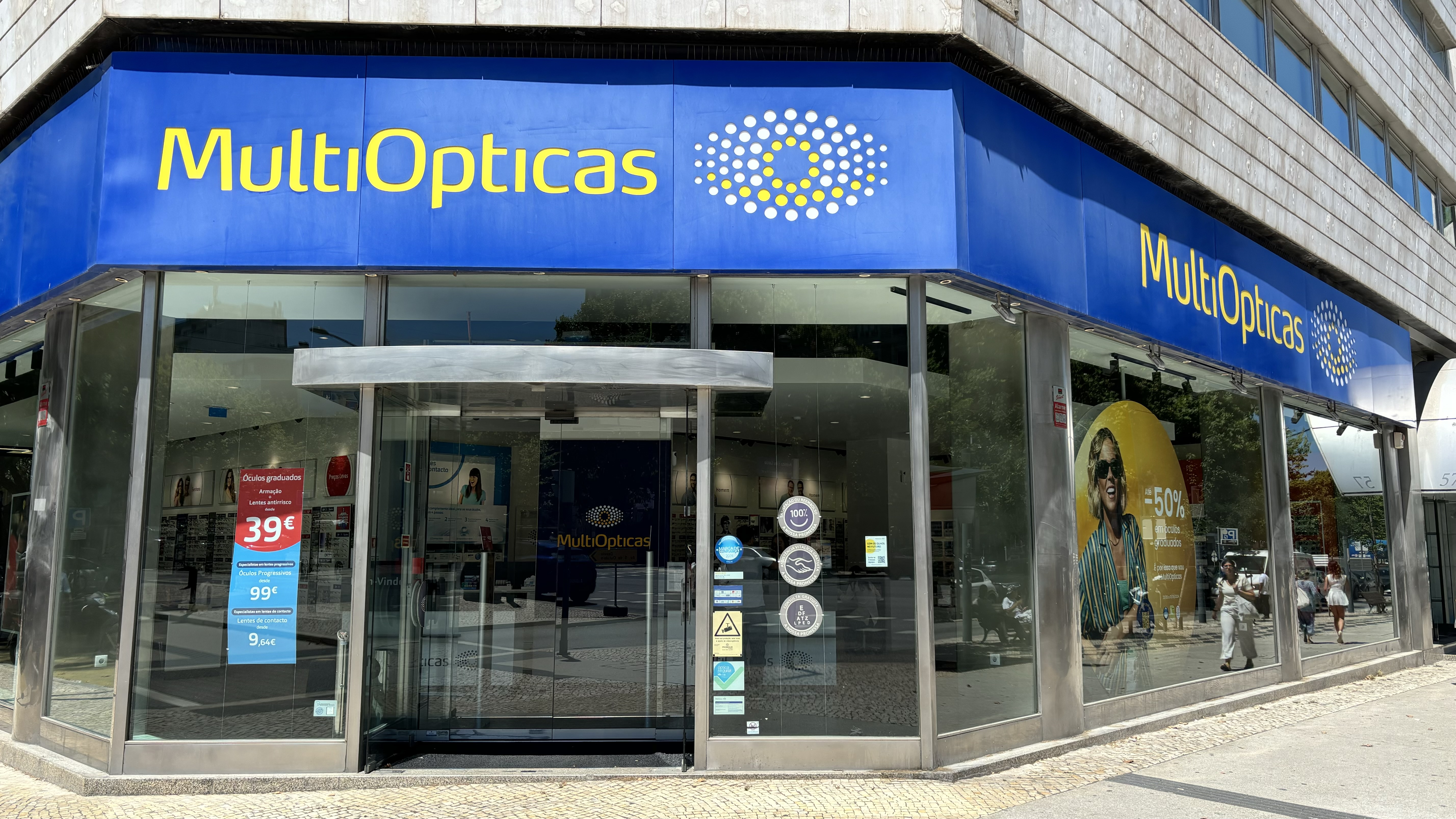 MultiOpticas Av. República